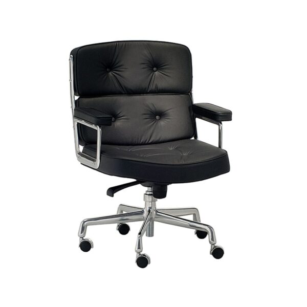 cadeira ES 104 . Cadeira de Charles Eames em couro e aluminio